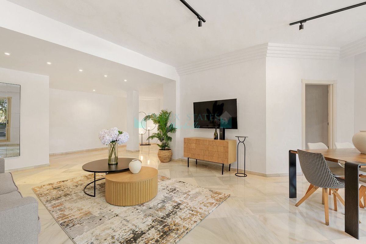 Apartment for sale in Nueva Andalucia