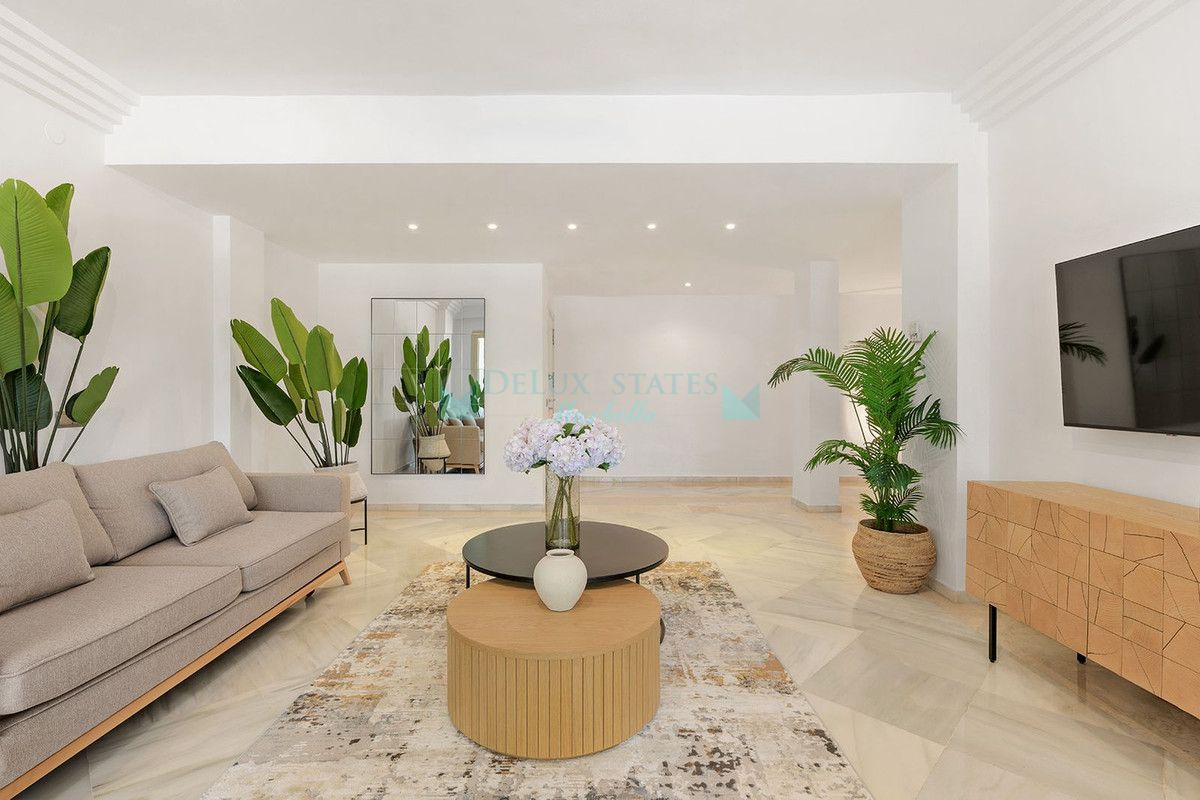 Apartment for sale in Nueva Andalucia