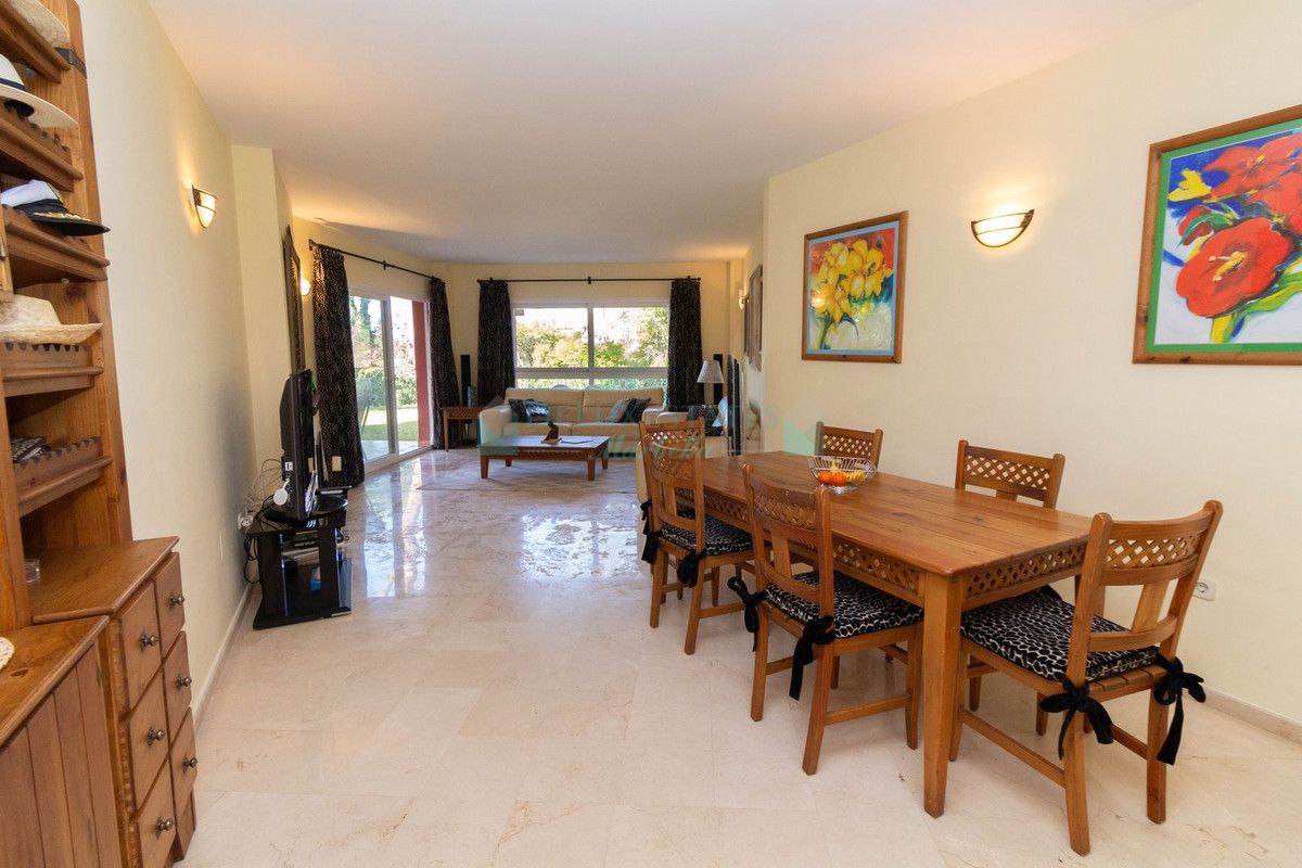 Ground Floor Apartment for sale in Elviria, Marbella East