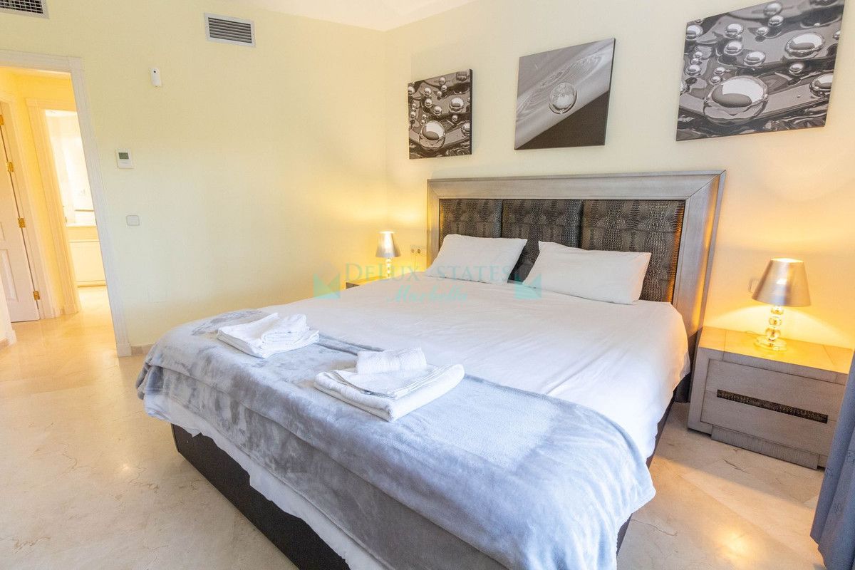 Ground Floor Apartment for sale in Elviria, Marbella East