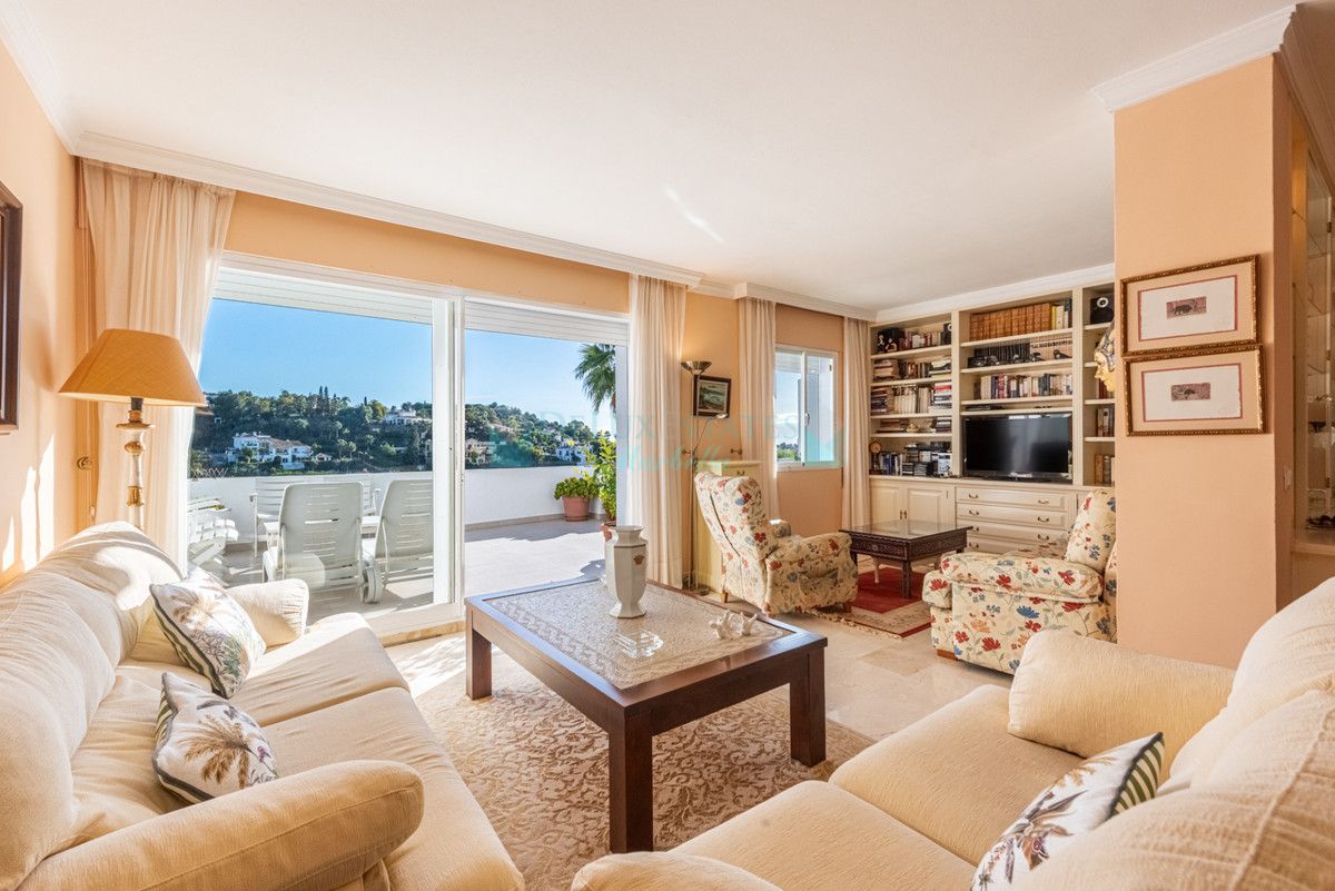 Apartment for sale in La Quinta, Benahavis