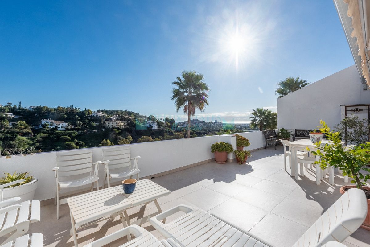 Apartment for sale in La Quinta, Benahavis