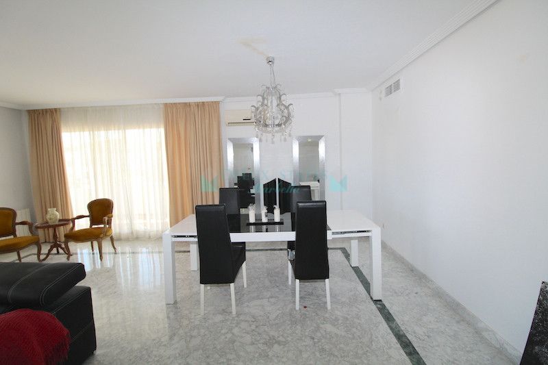 Penthouse for sale in Marbella - Puerto Banus