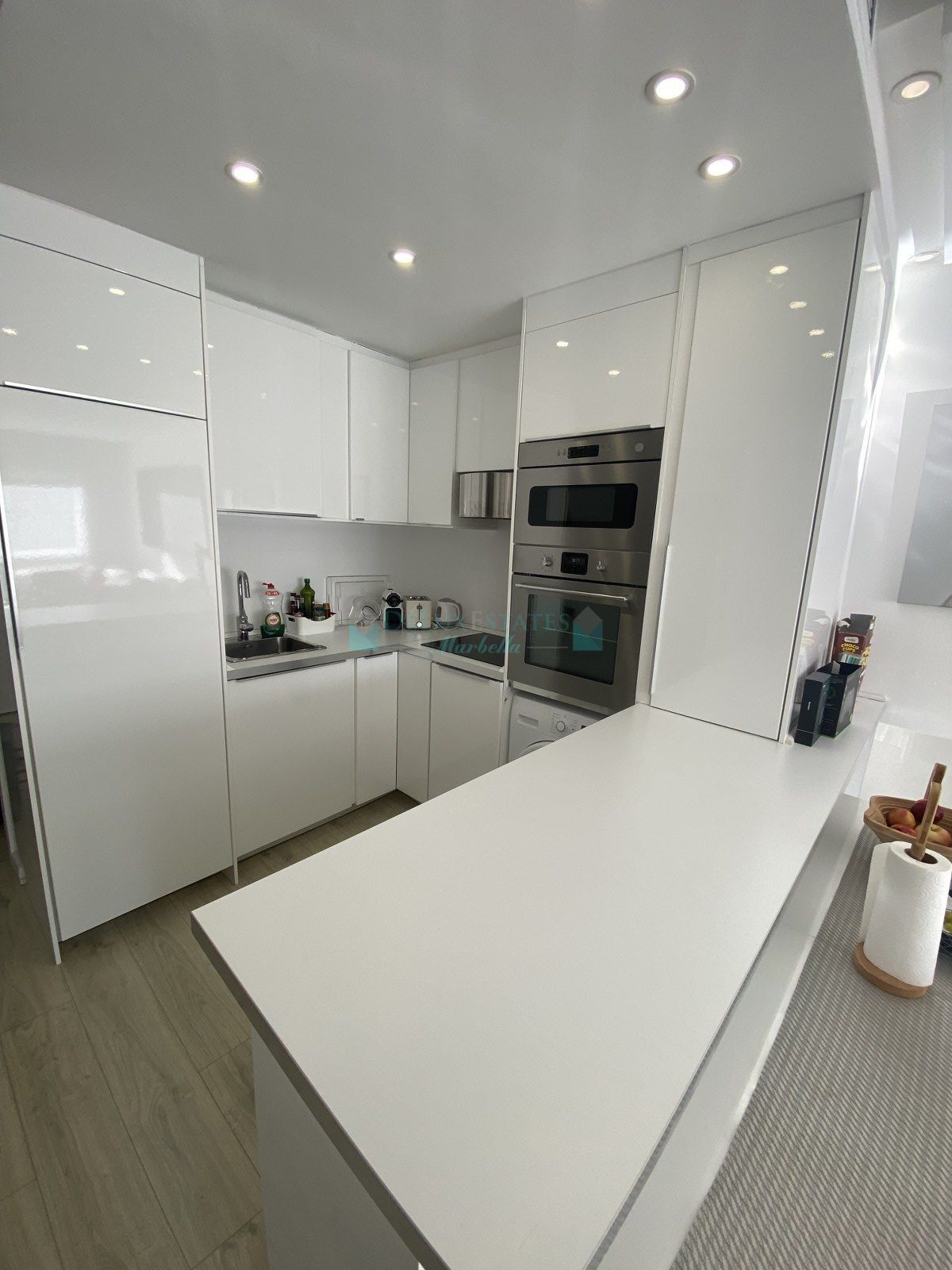 Ground Floor Apartment for sale in Marbella - Puerto Banus