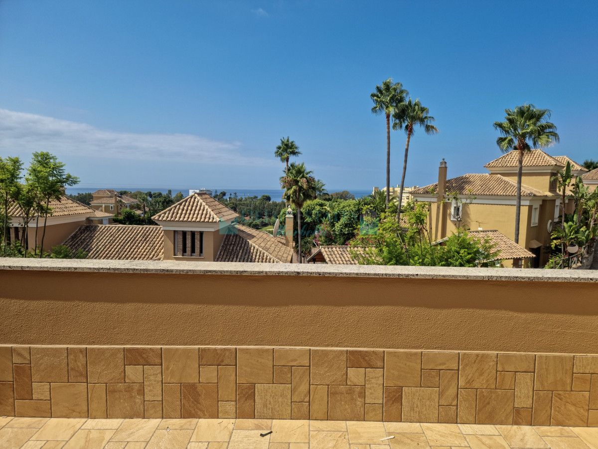 Semi Detached Villa for sale in Santa Clara, Marbella East