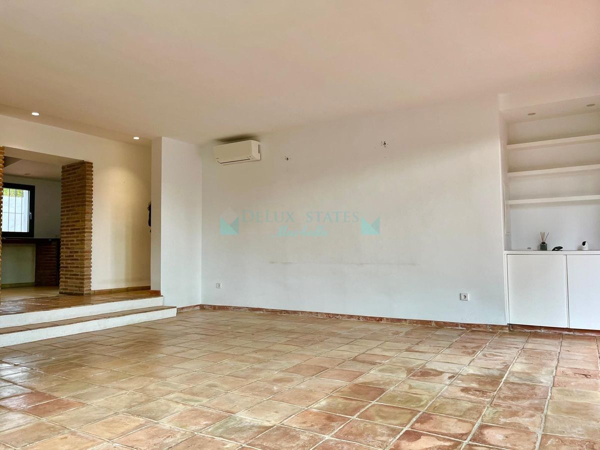 Villa for sale in Nagüeles, Marbella Golden Mile