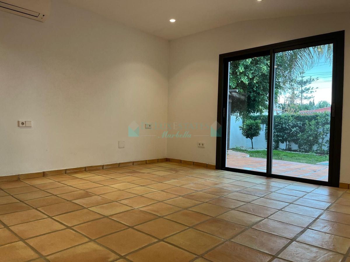 Villa for sale in Nagüeles, Marbella Golden Mile