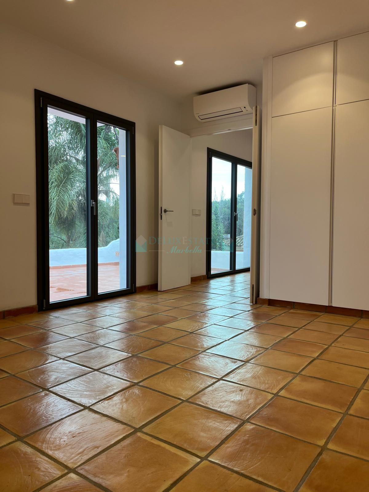 Villa for sale in Nagüeles, Marbella Golden Mile