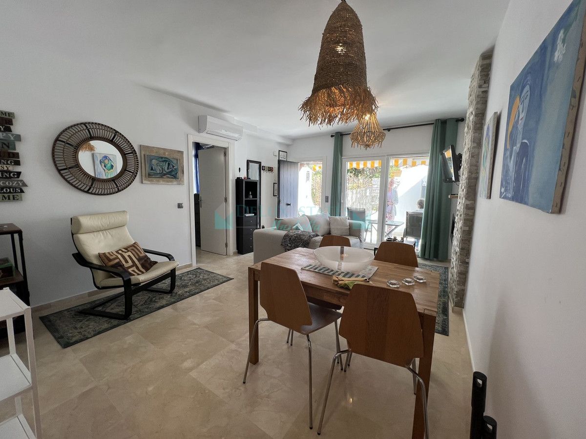 Ground Floor Apartment for sale in Cabopino, Marbella East