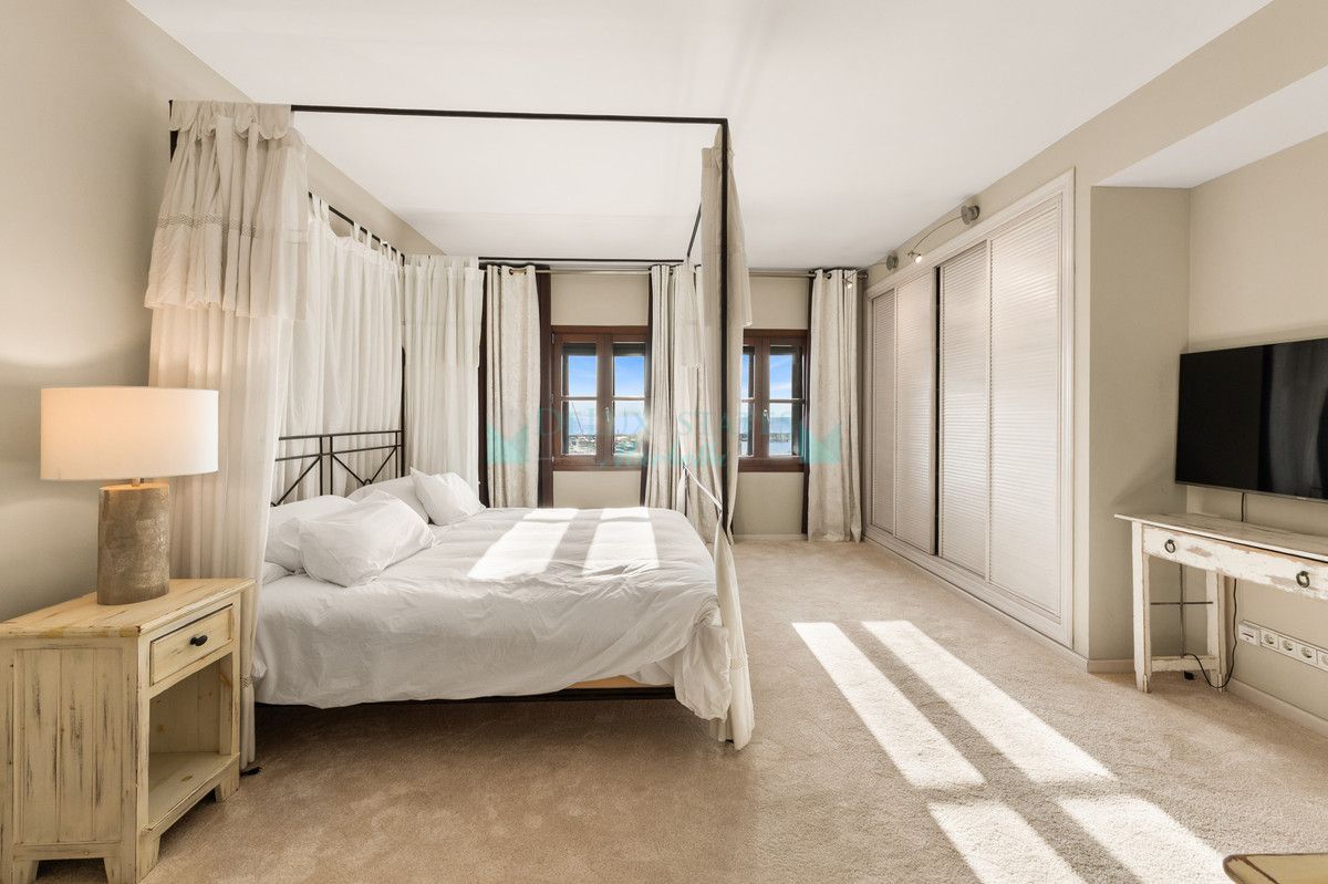 Apartment for sale in Marbella - Puerto Banus