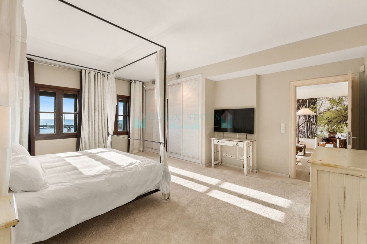 Apartment for sale in Marbella - Puerto Banus