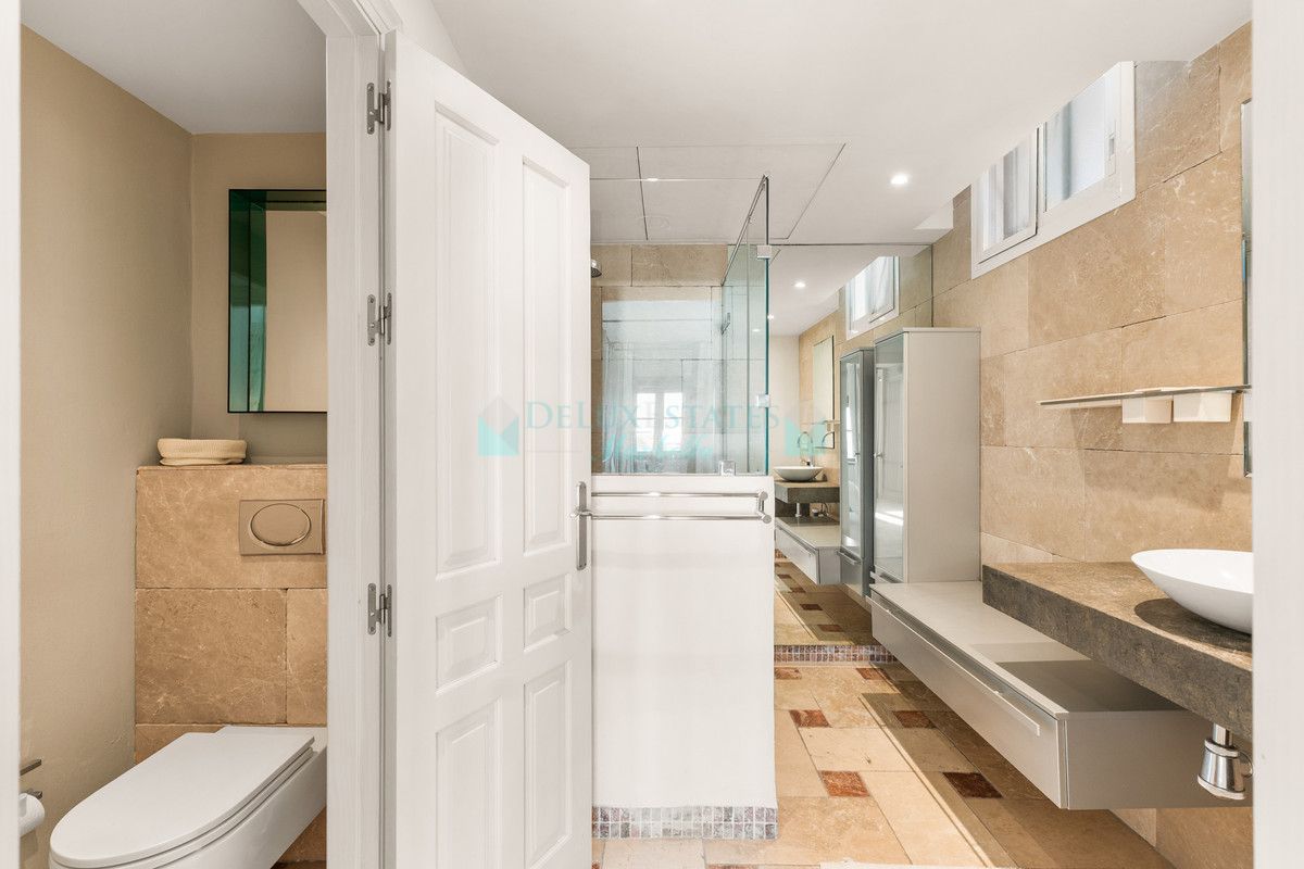 Apartment for sale in Marbella - Puerto Banus