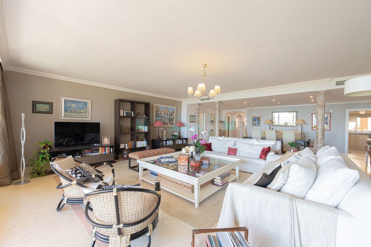 Apartment for sale in Nueva Andalucia