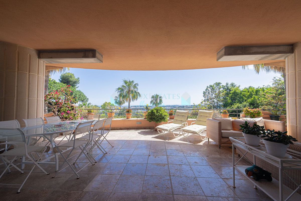Apartment for sale in Nueva Andalucia