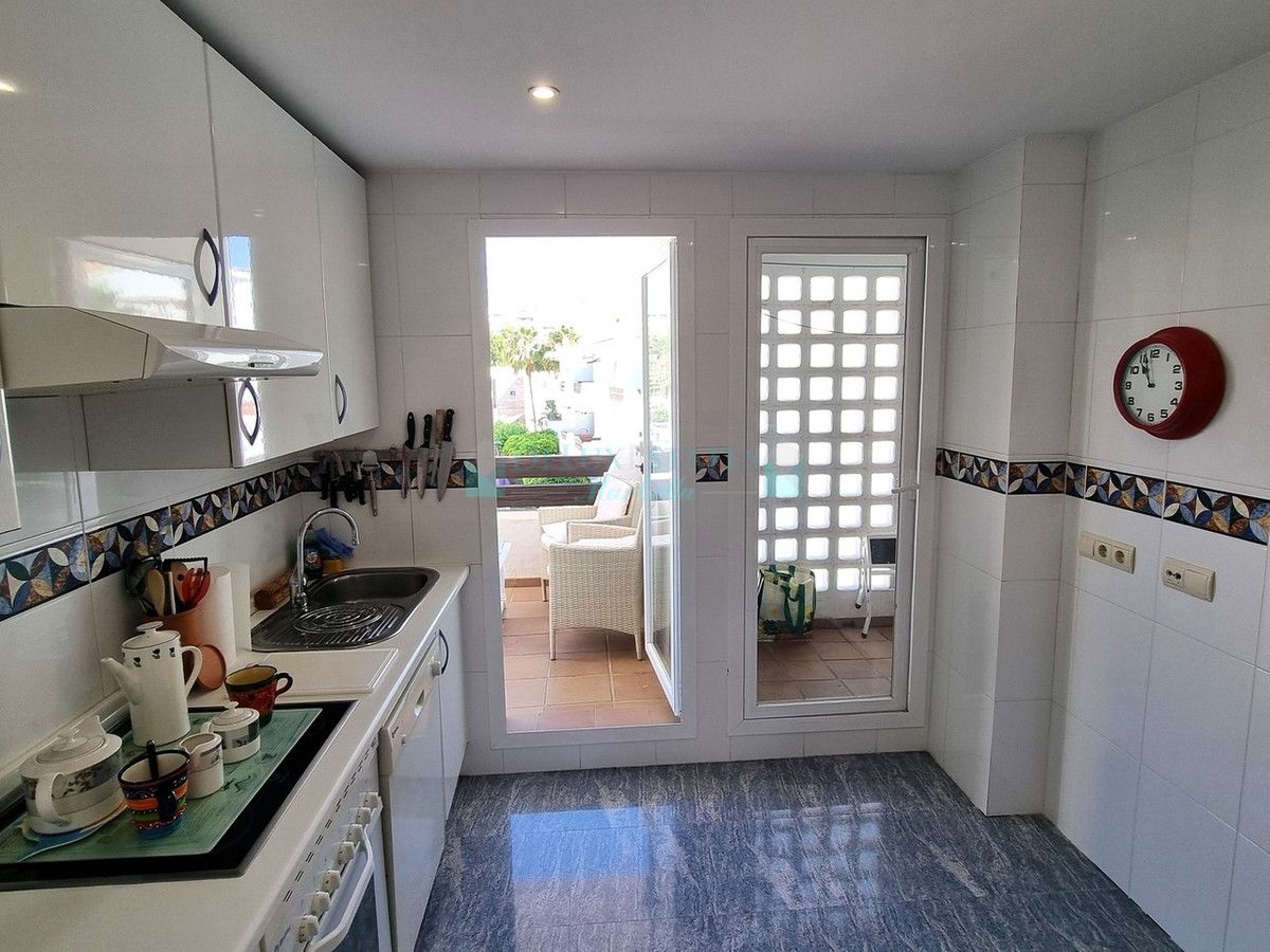 Penthouse for sale in Selwo, Estepona