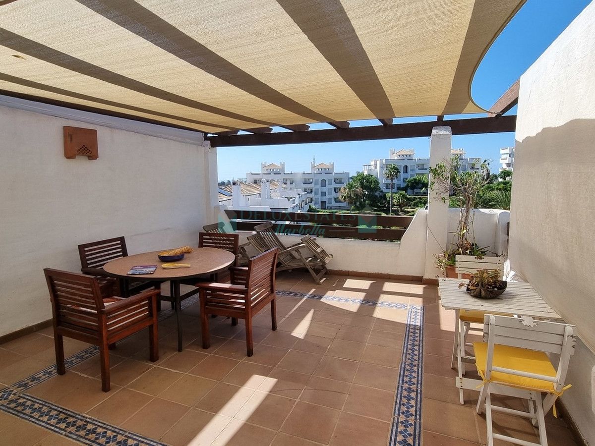 Penthouse for sale in Selwo, Estepona