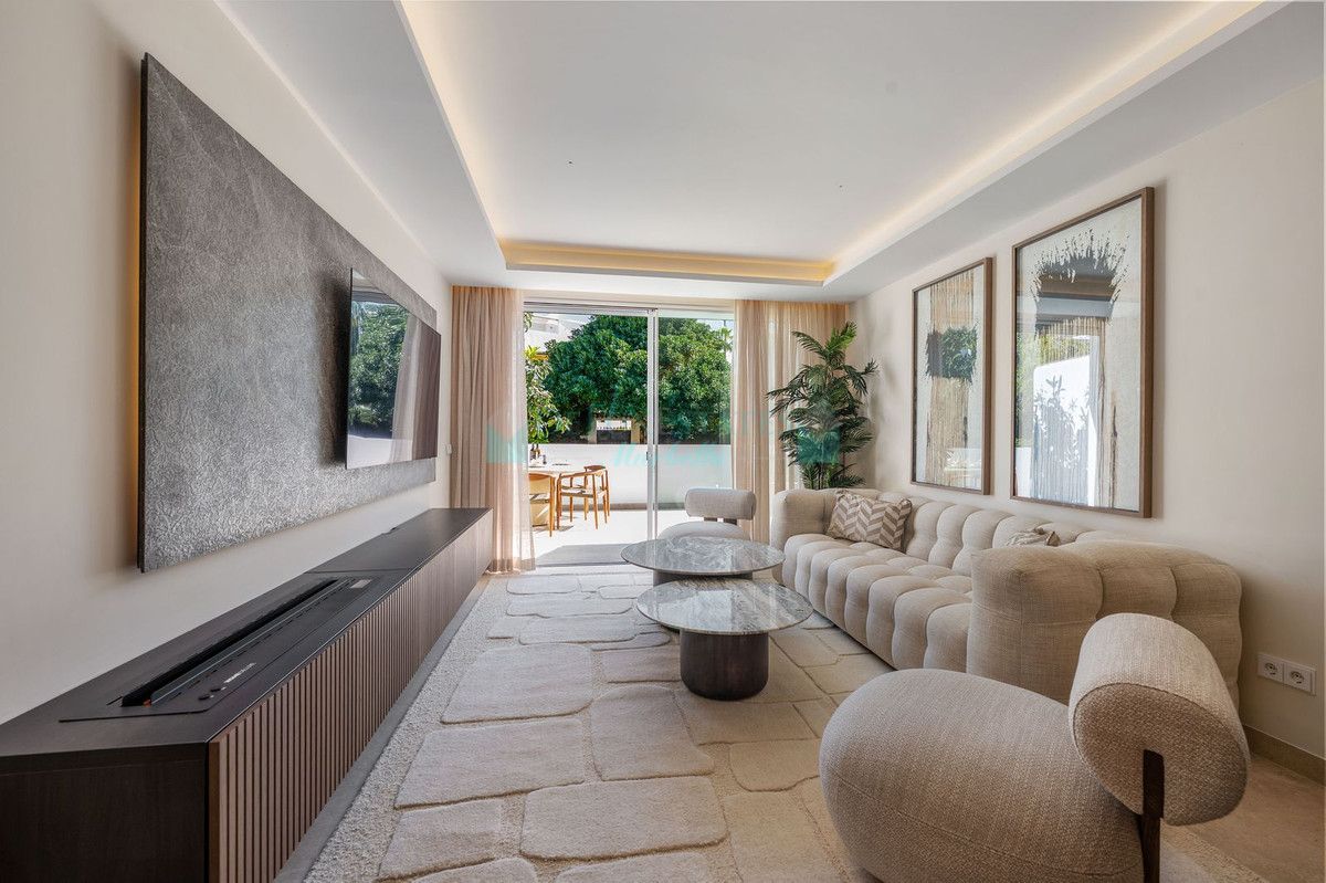 Ground Floor Apartment for sale in Nueva Andalucia