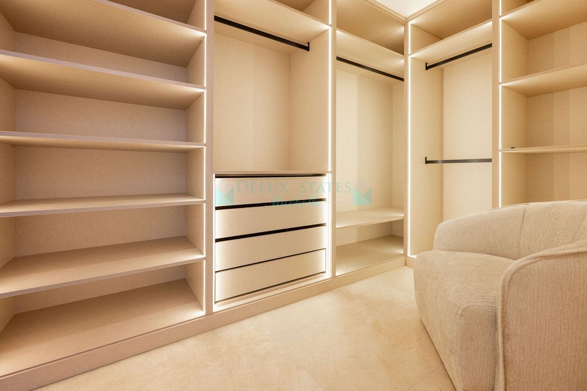 Ground Floor Apartment for sale in Nueva Andalucia