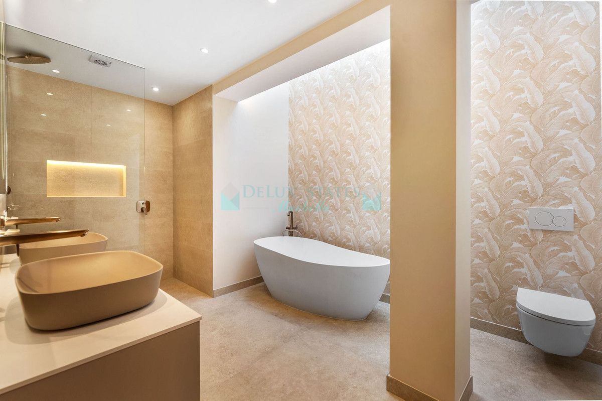 Ground Floor Apartment for sale in Nueva Andalucia