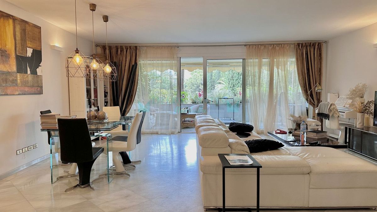 Apartment for sale in Marbella Golden Mile