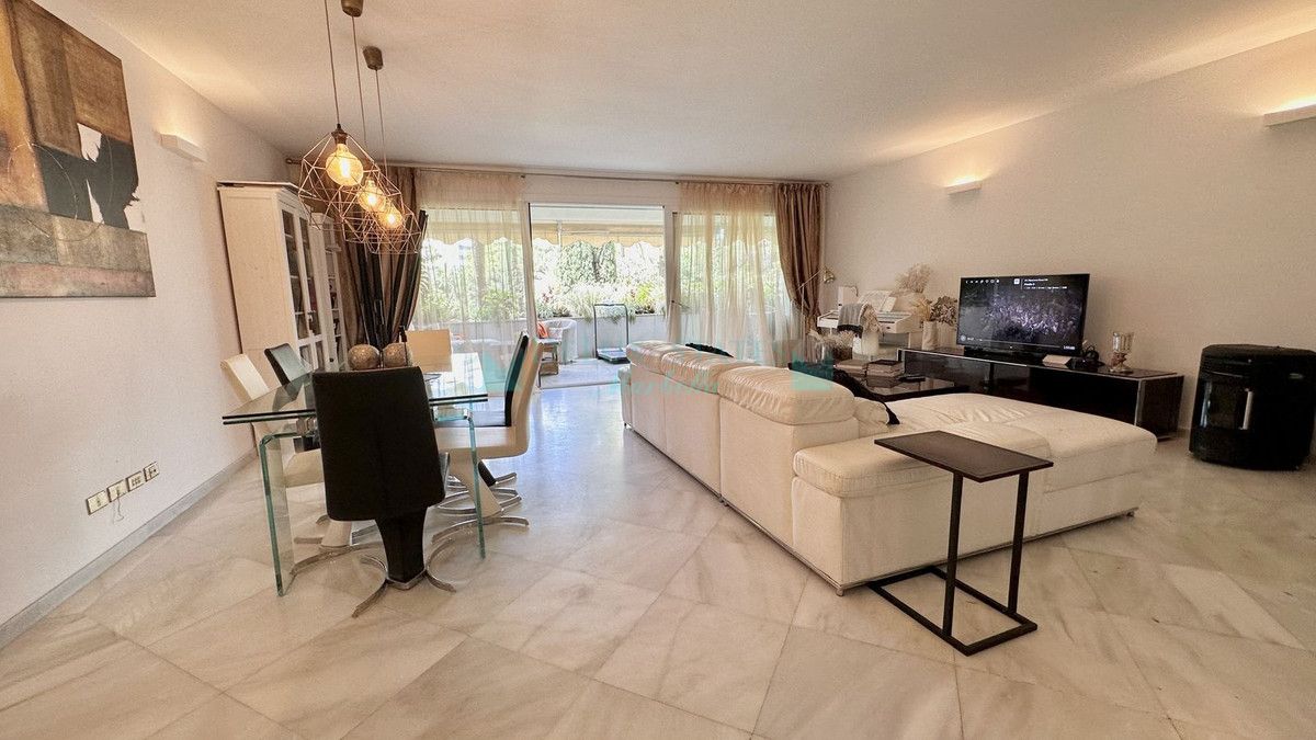 Apartment for sale in Marbella Golden Mile