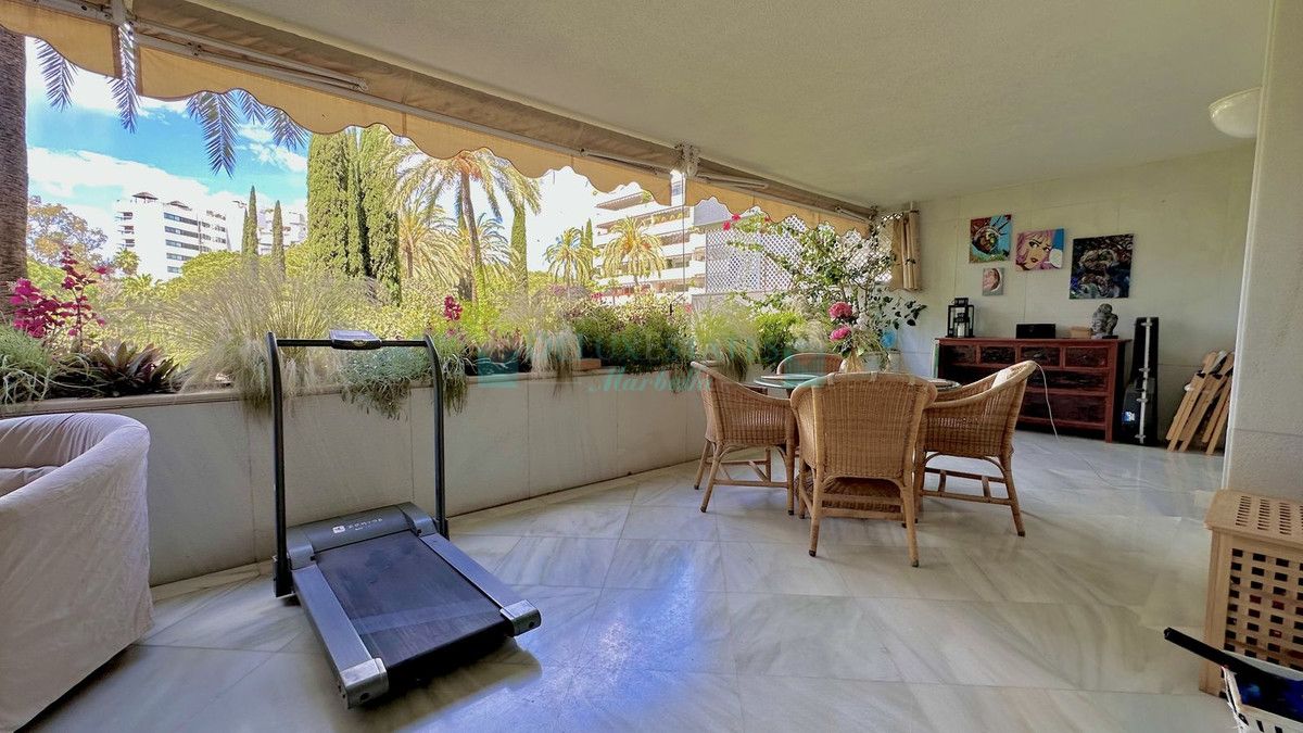 Apartment for sale in Marbella Golden Mile