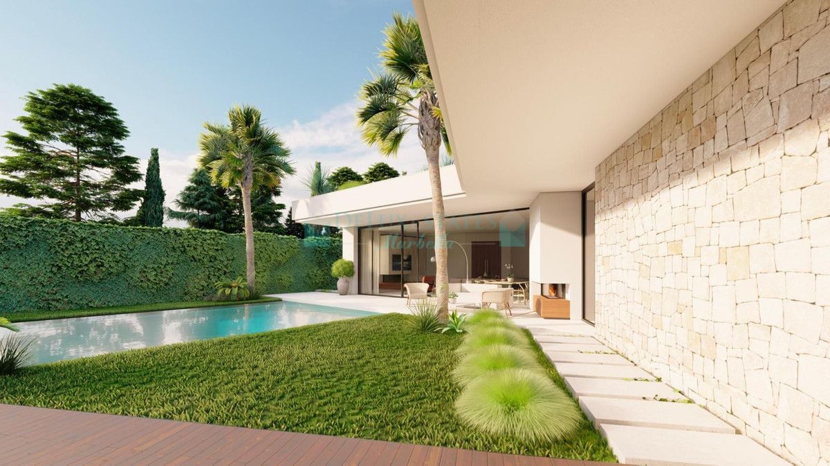 Residential Plot for sale in Cabopino, Marbella East
