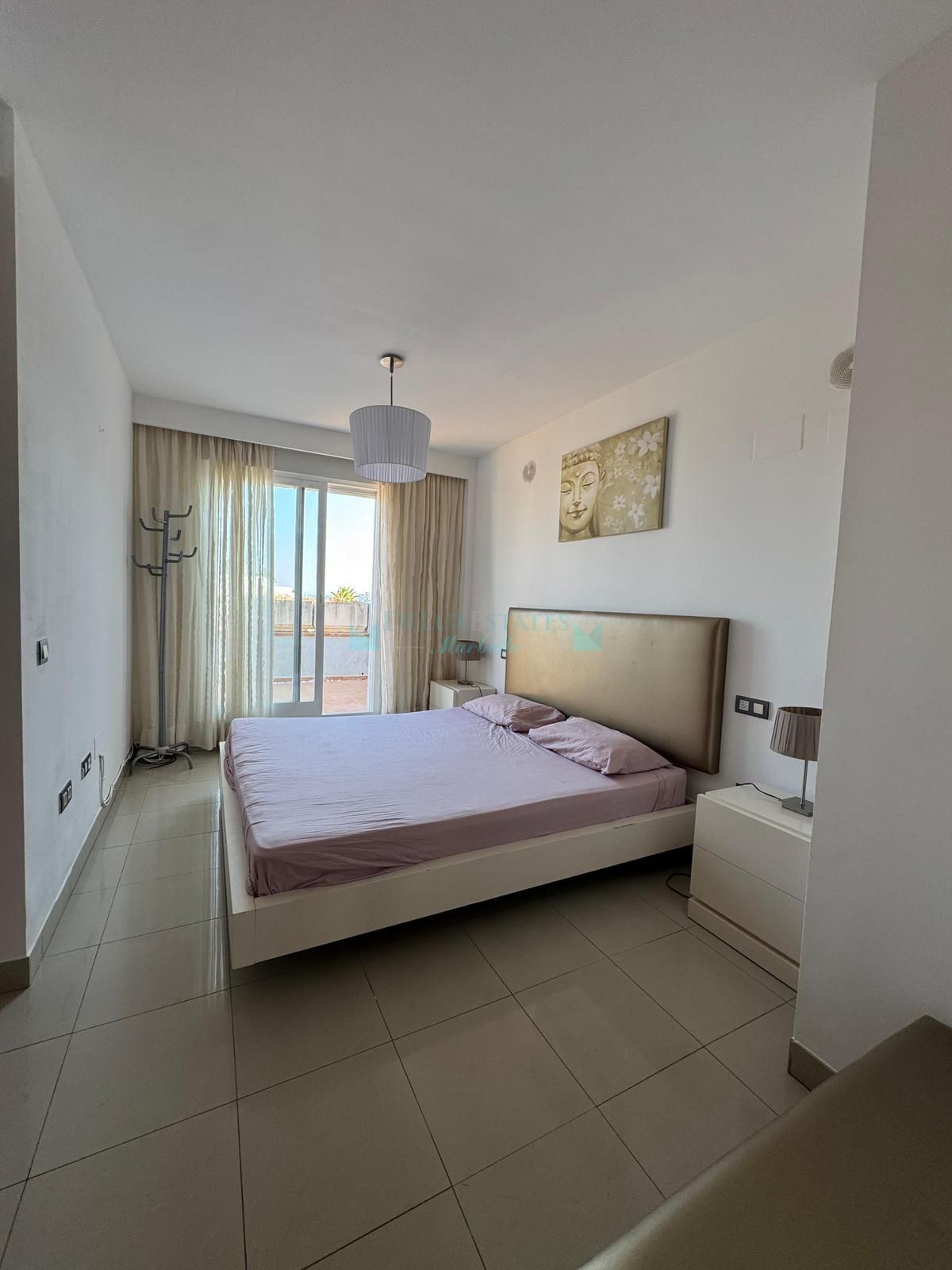 Town House for sale in El Paraiso, Estepona