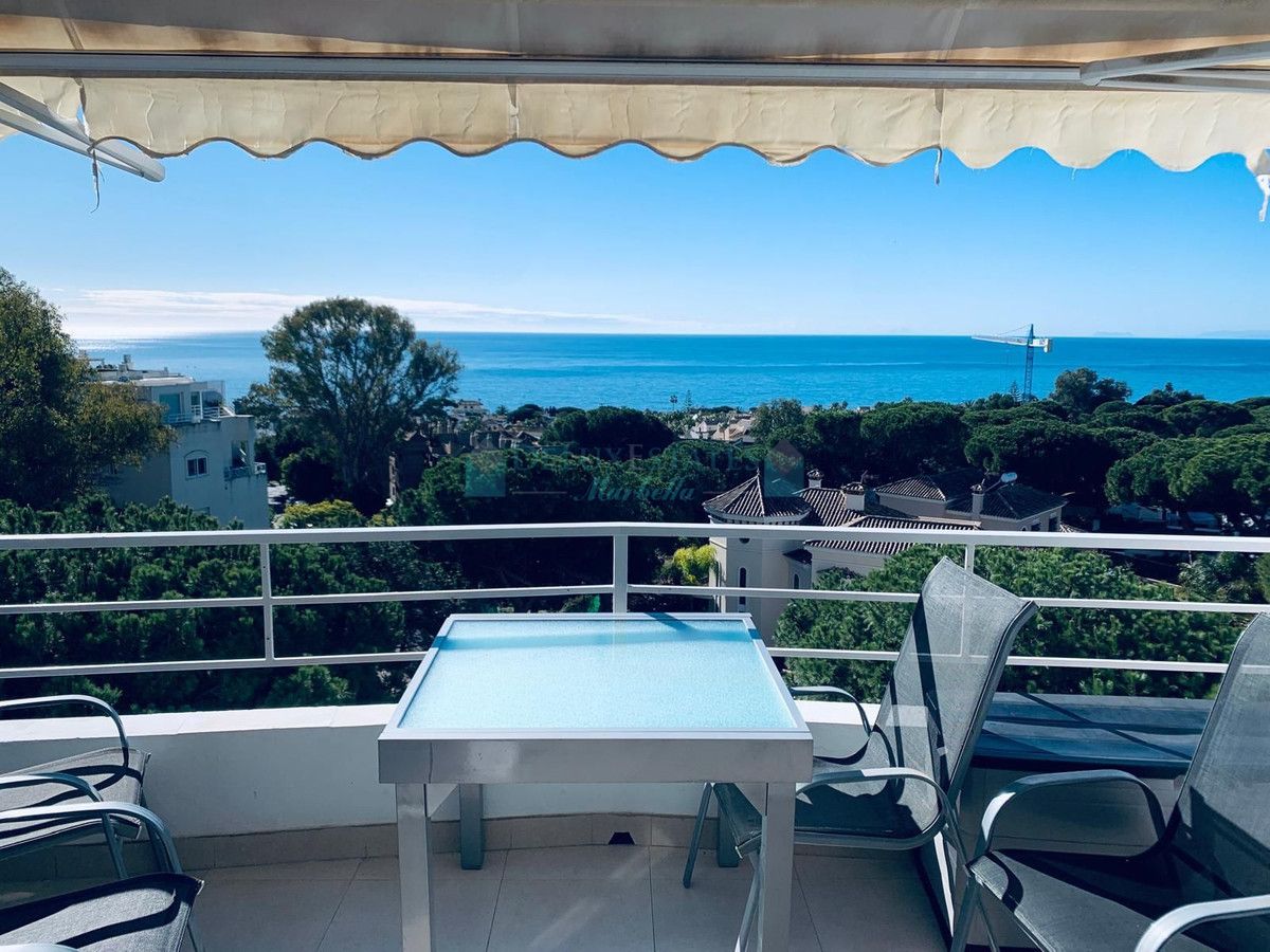 Apartment for sale in Costabella, Marbella East