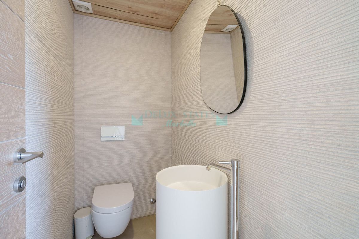 Penthouse for sale in Marbella Golden Mile