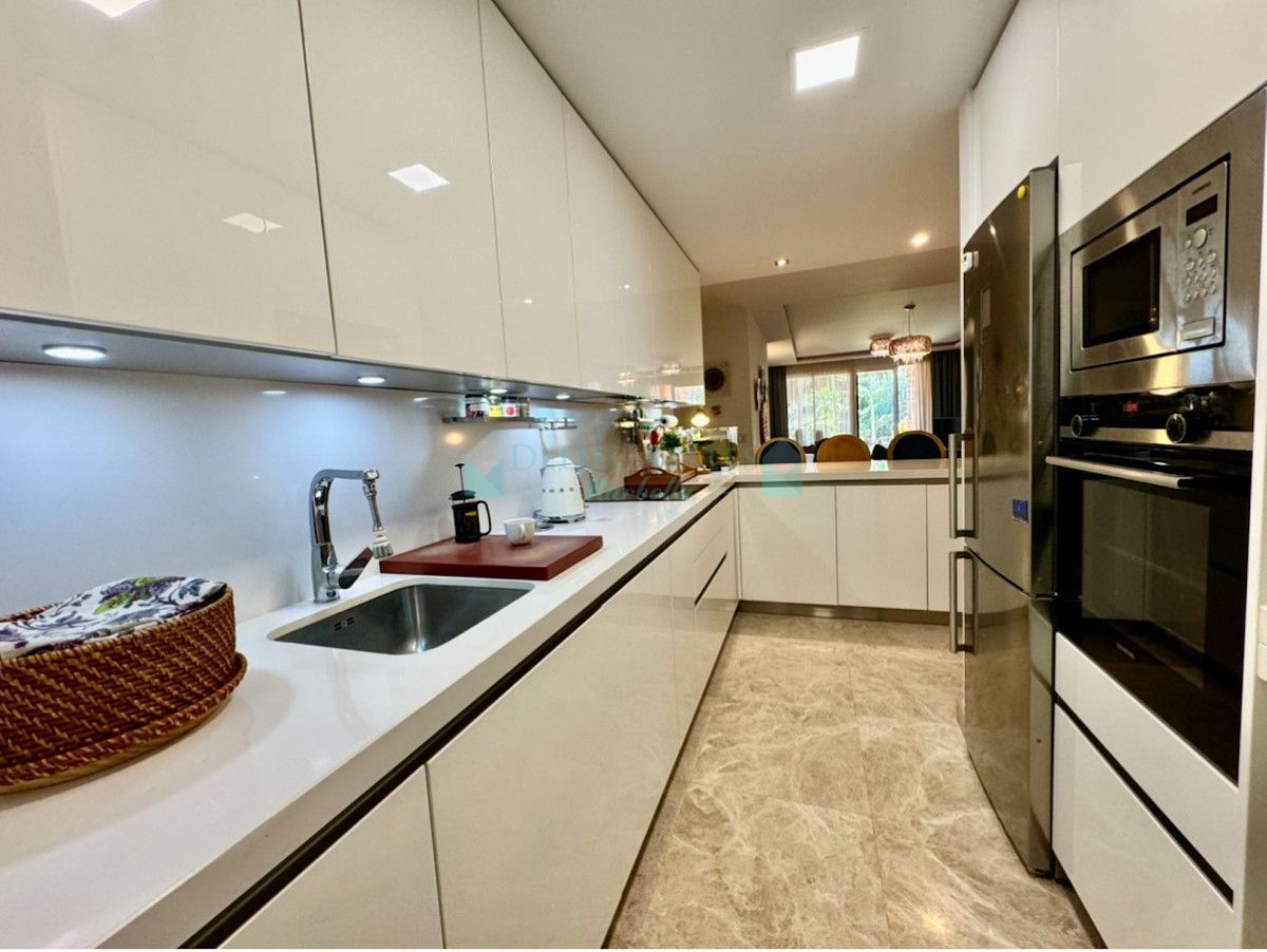 Ground Floor Apartment for sale in Marbella