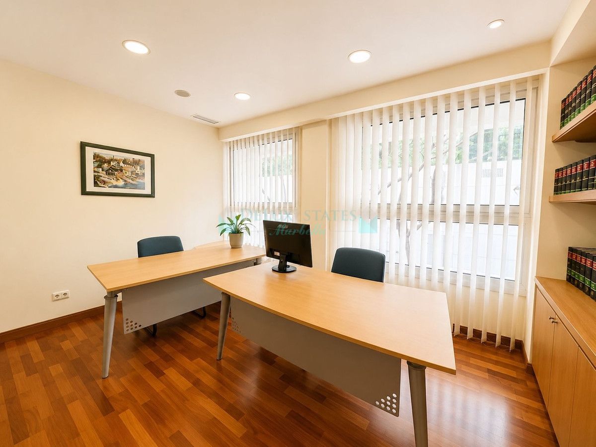 Oficina en alquiler en Marbella