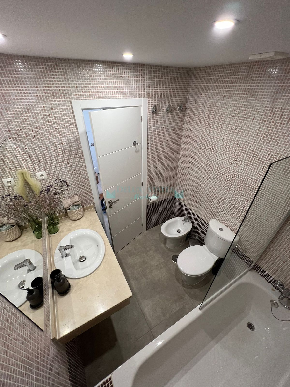 Ground Floor Apartment for sale in Istan