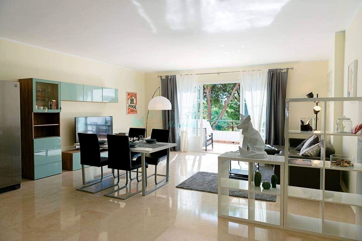 Ático en venta en El Presidente, Estepona