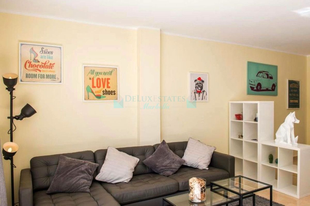 Ático en venta en El Presidente, Estepona