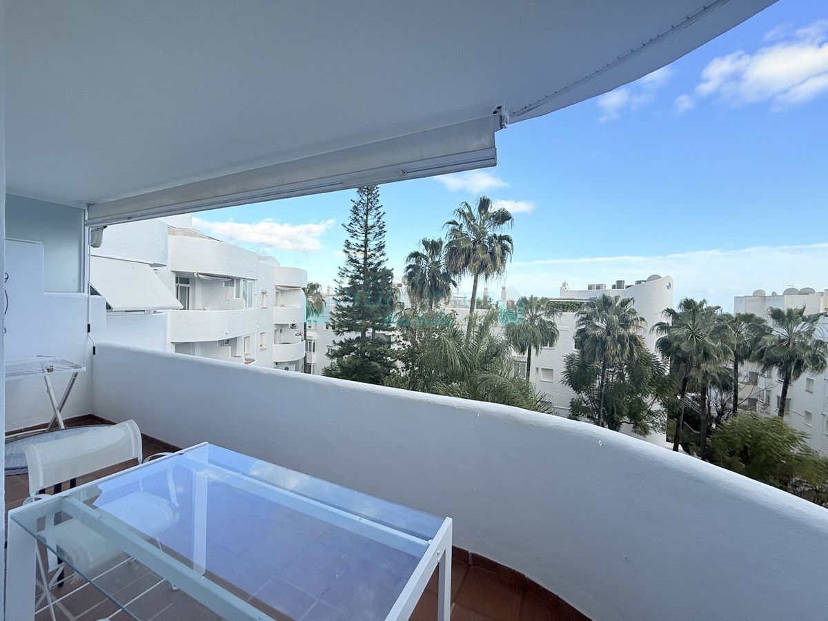 Penthouse for sale in Marbella Golden Mile