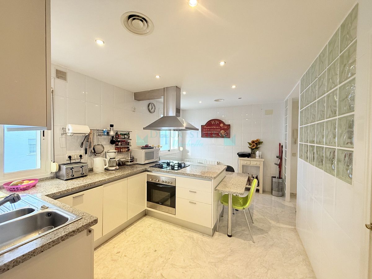 Penthouse for sale in Marbella Golden Mile