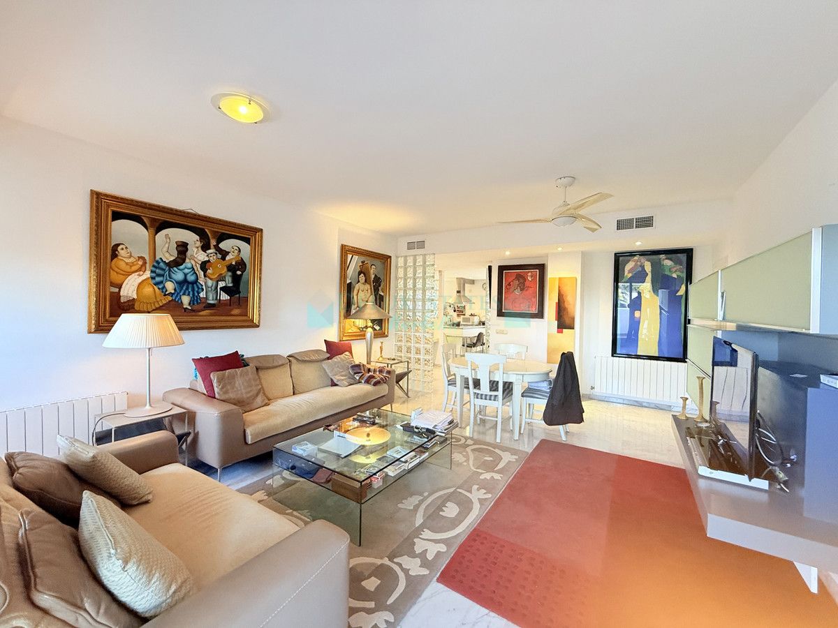 Penthouse for sale in Marbella Golden Mile