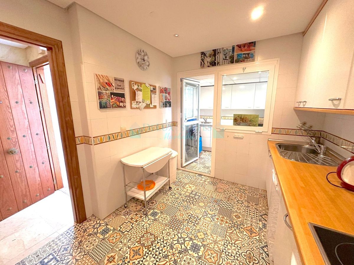 Ground Floor Apartment for sale in Costalita, Estepona