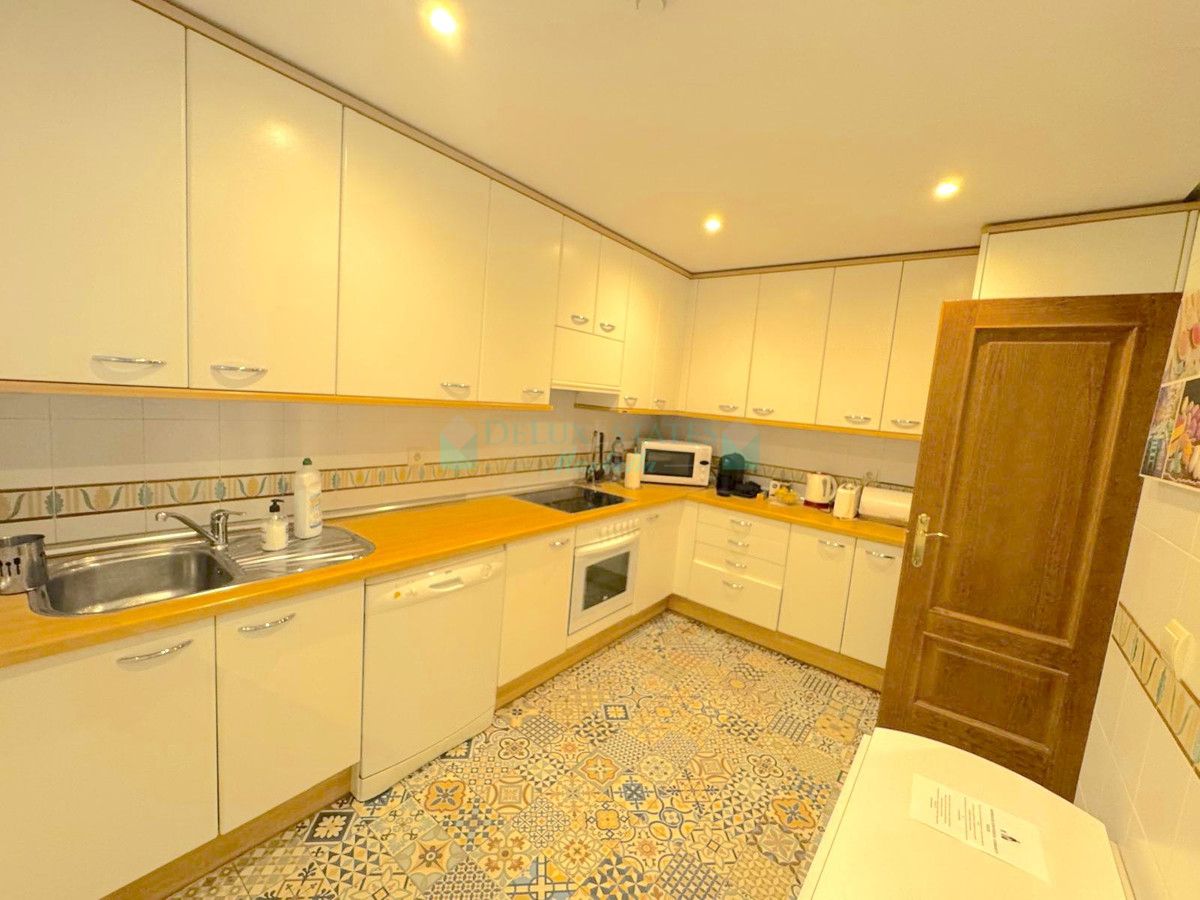 Ground Floor Apartment for sale in Costalita, Estepona