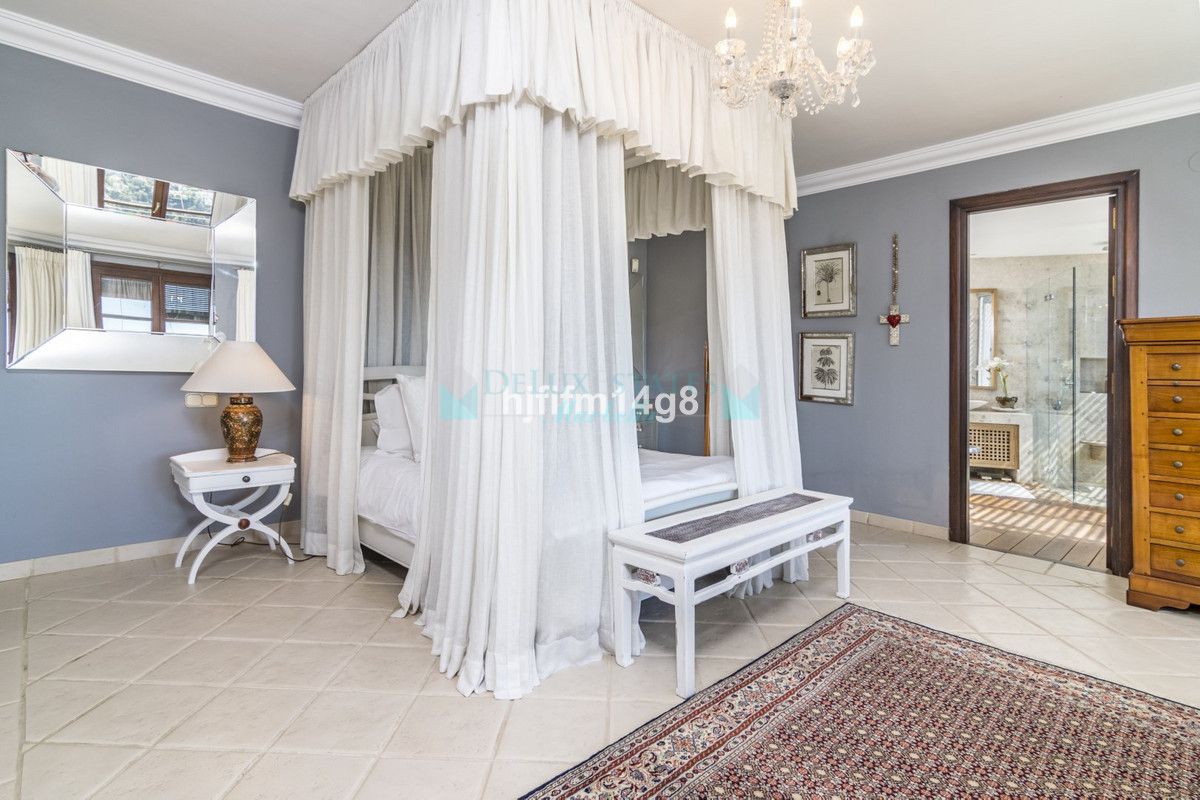 Town House for sale in La Heredia, Benahavis