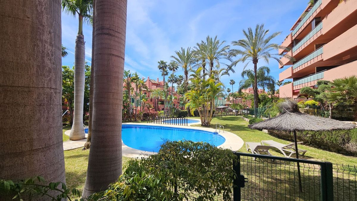 Ground Floor Apartment for rent in Estepona