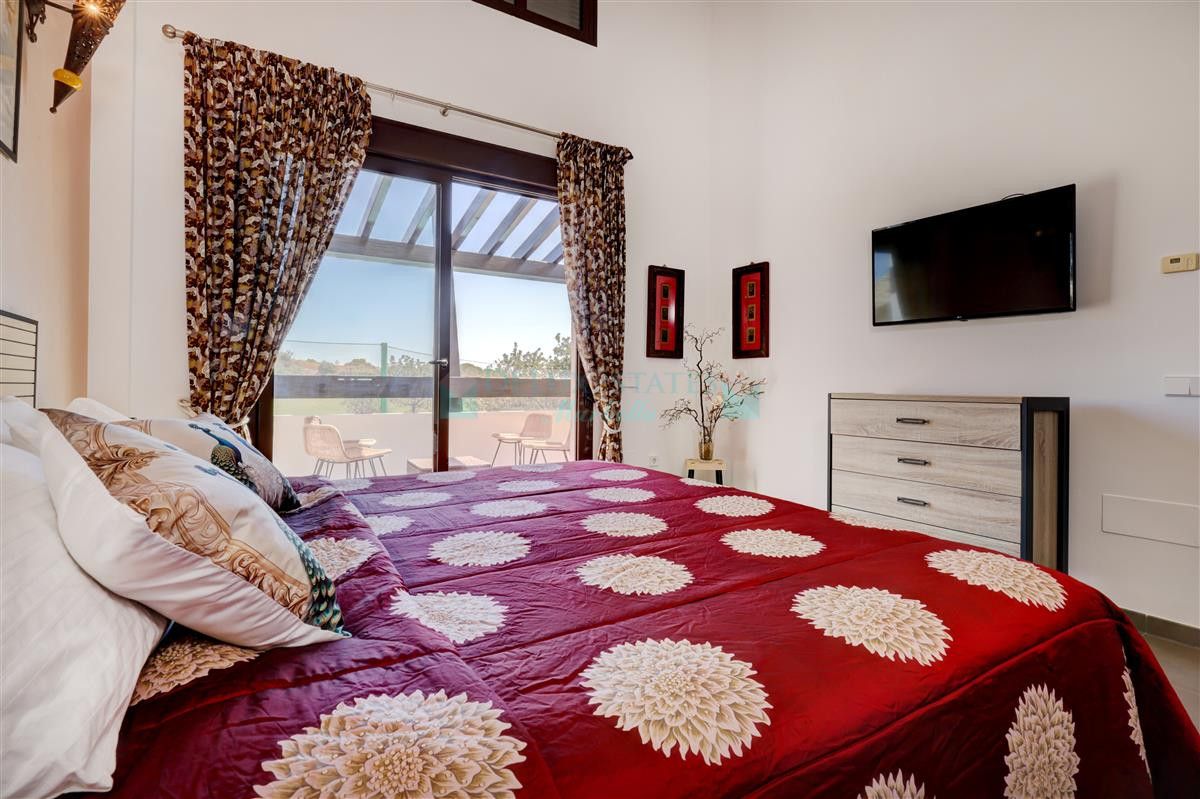 Town House for rent in Estepona