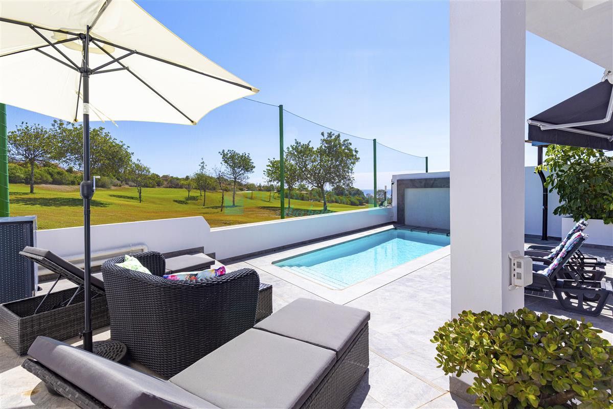 Town House for rent in Estepona
