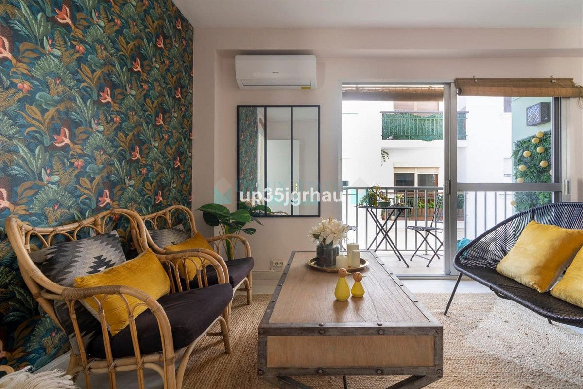 Commercial Premises for sale in Estepona