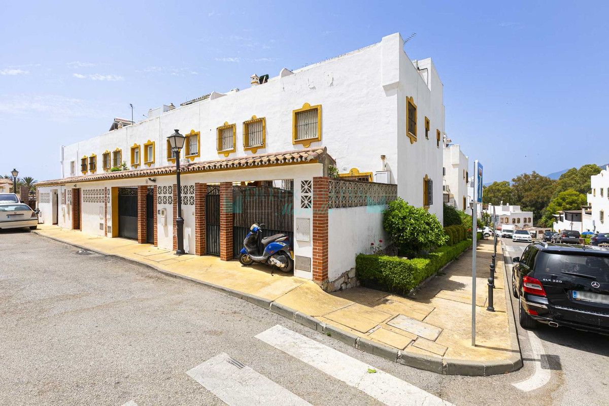 Town House for sale in Marbella