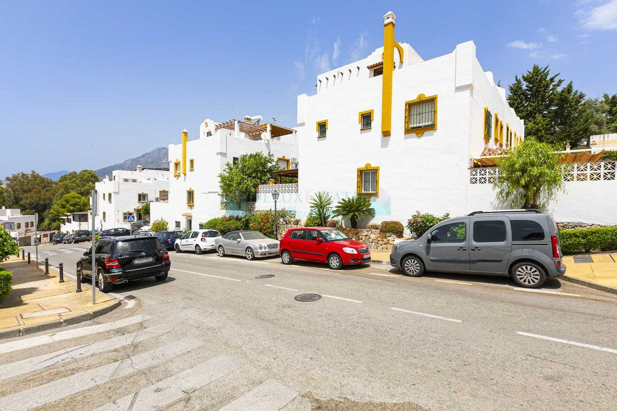 Town House for sale in Marbella