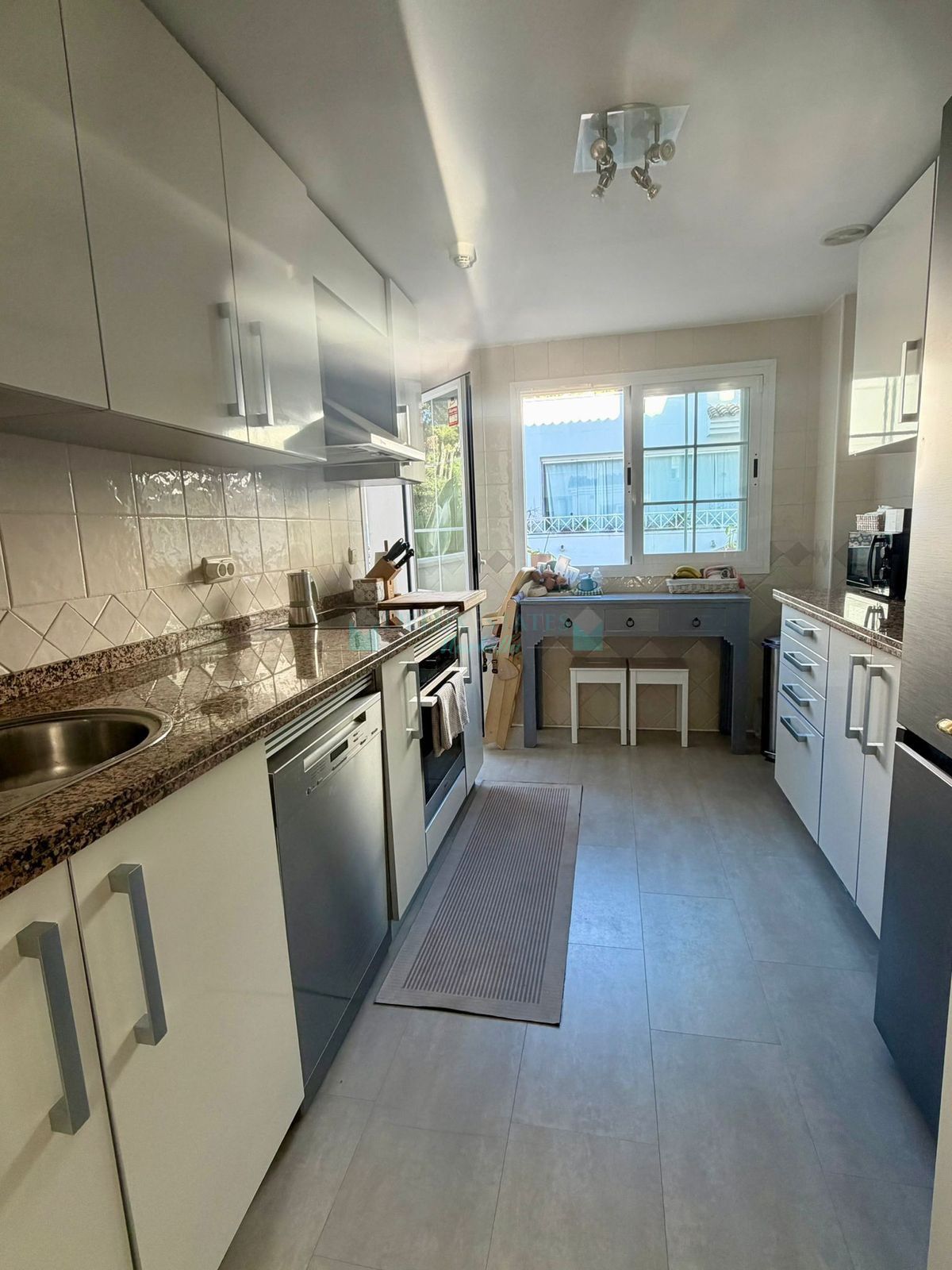 Apartment for sale in Rio Real, Marbella East