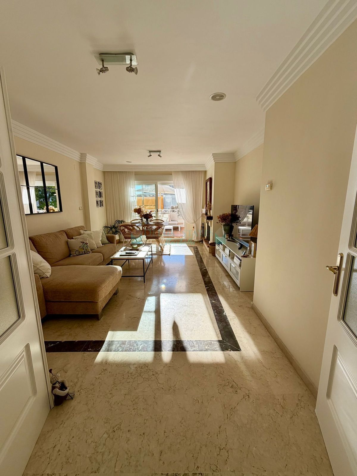 Apartment for sale in Rio Real, Marbella East