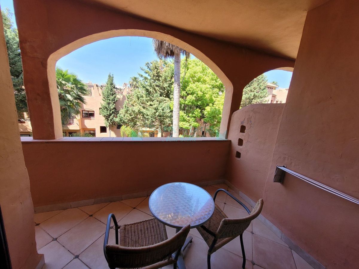 Apartment for sale in Bel Air, Estepona